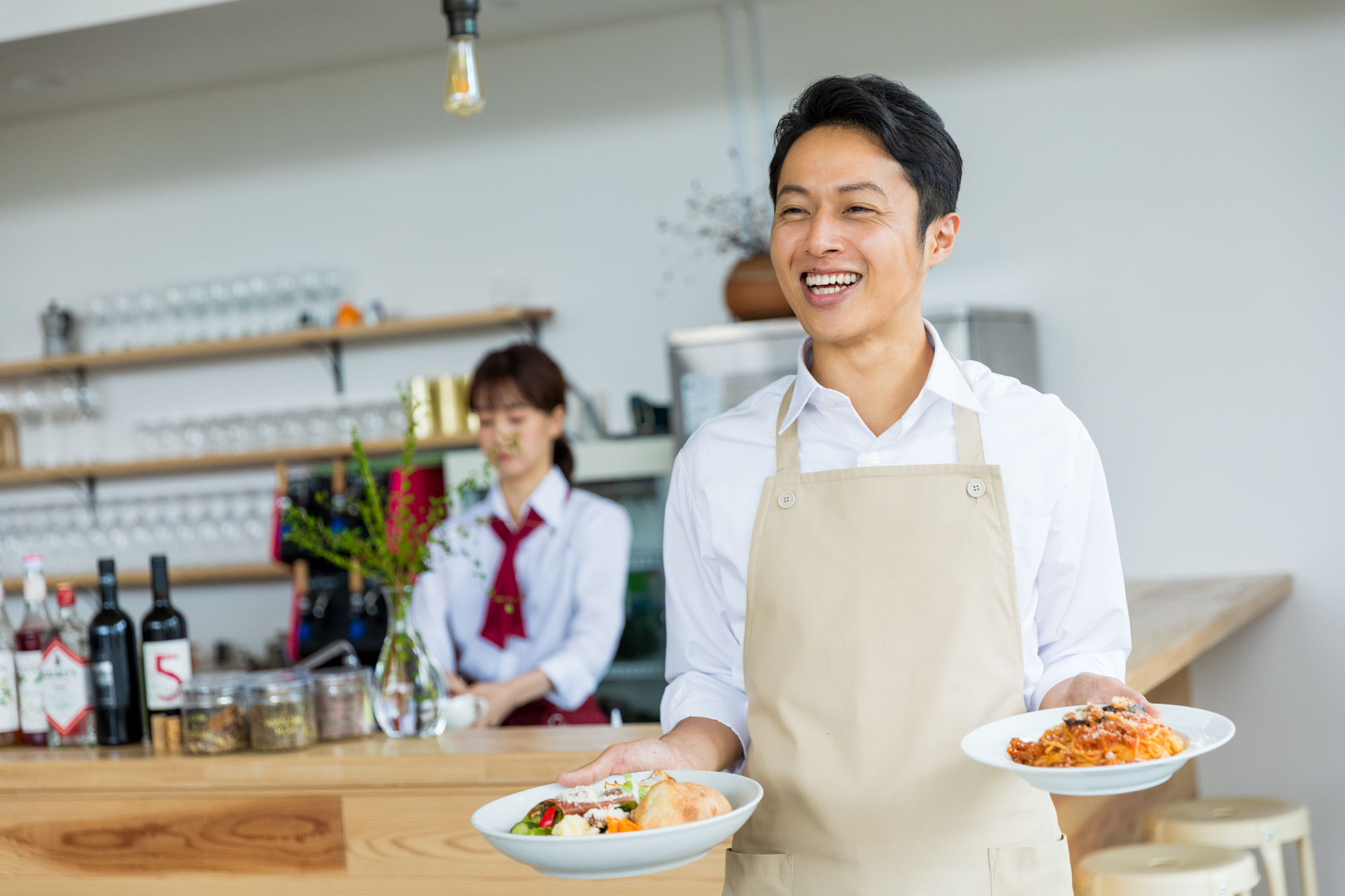 飲食求人は沖縄・那覇の株式会社ハンズオンカンパニー