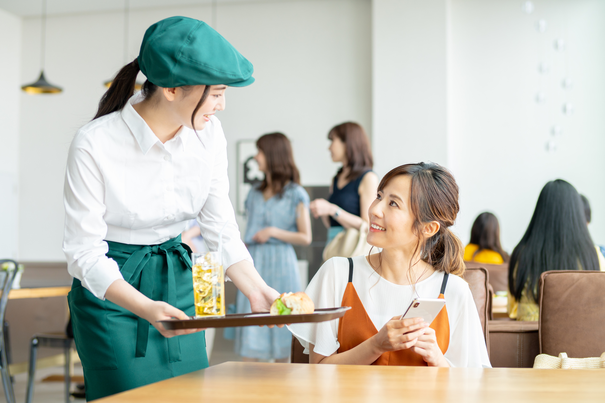 飲食求人は沖縄・那覇の株式会社ハンズオンカンパニー