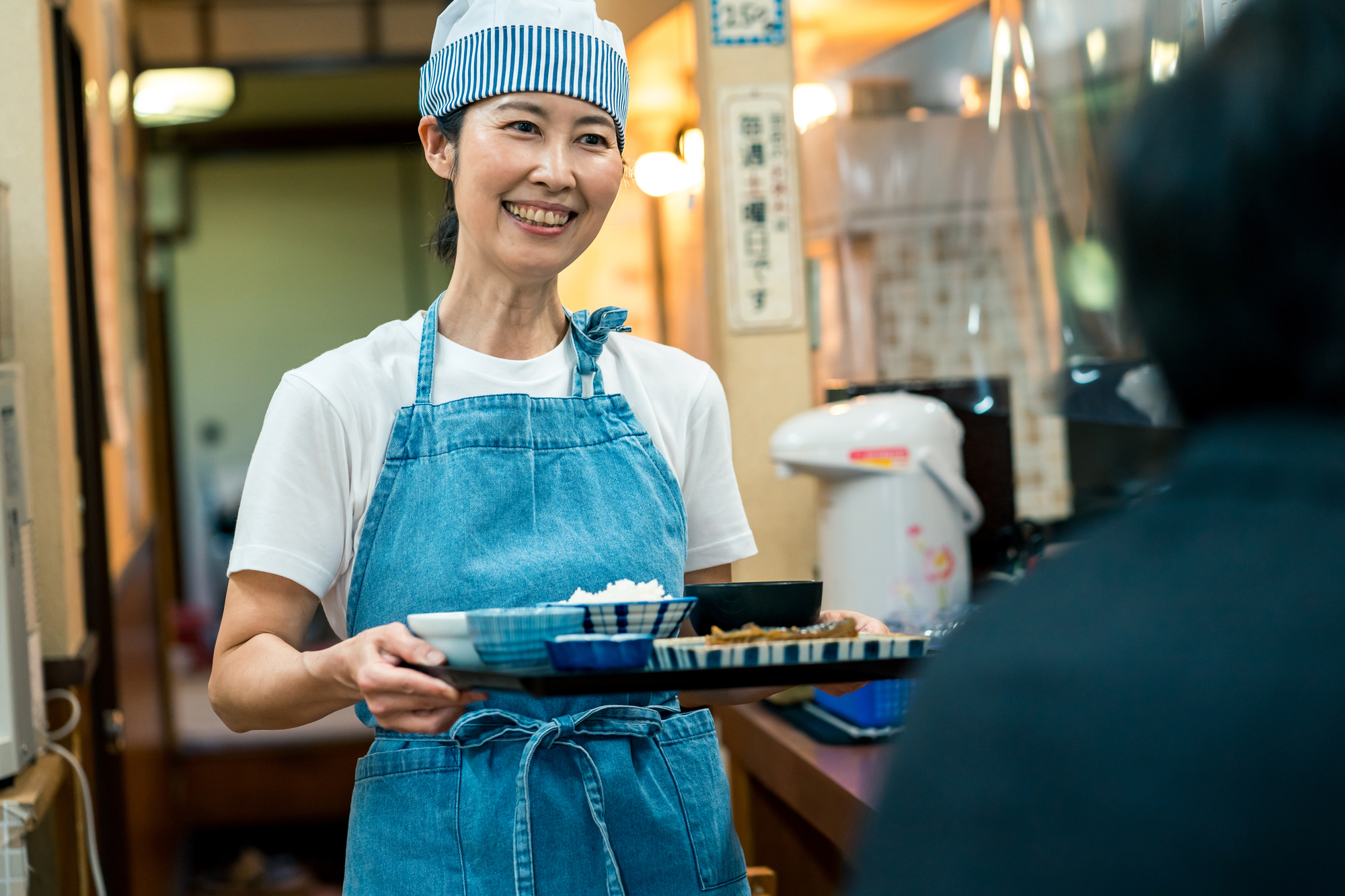 飲食求人は沖縄・那覇の株式会社ハンズオンカンパニー